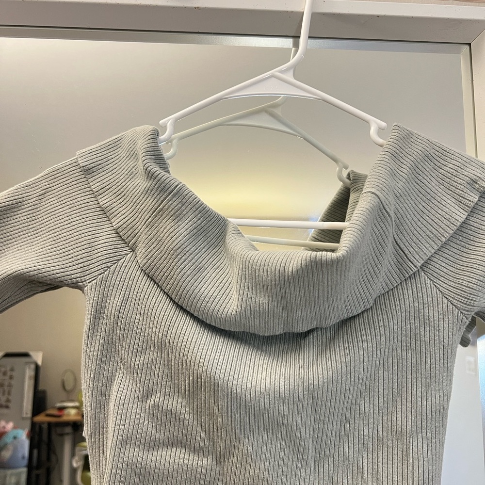 Express Gray Ribbed Crop Top